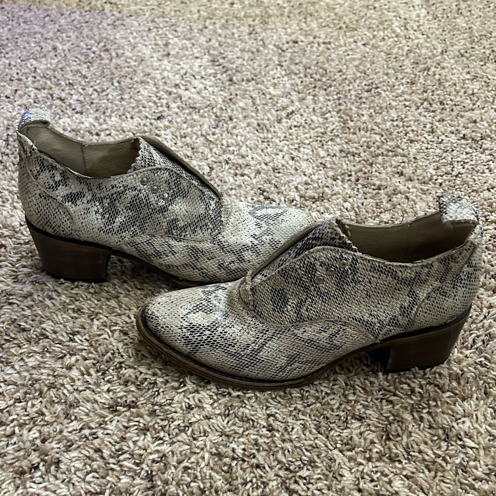Snakeskin Freebird booties. Size 6 like new. Only been worn a handful of times.